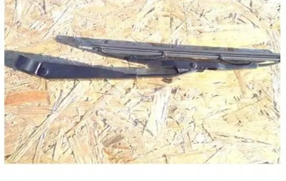 Dodge Caliber Rear wiper blade arm