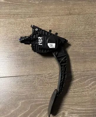Ford Galaxy Accelerator throttle pedal WAVE2CD391