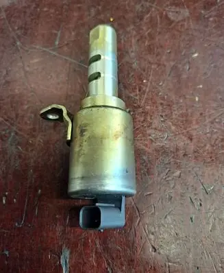 Ford Galaxy Camshaft vanos timing valve 6M8G6M280