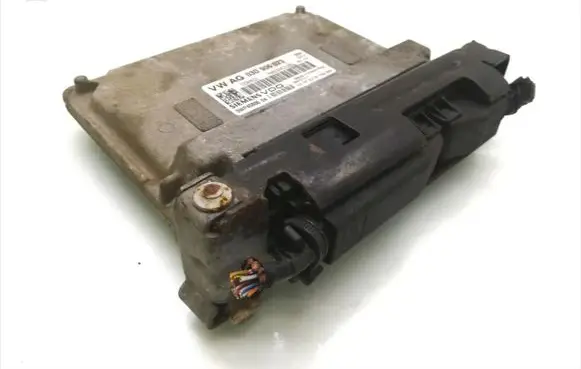 Skoda Fabia Mk2 (5J) Engine control unit/module 03D906023 5WP4080604 F4040909
