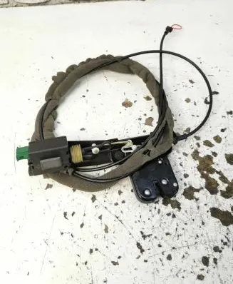 Audi TT Mk1 Tailgate/trunk/boot lock/catch/latch 8N0827505A