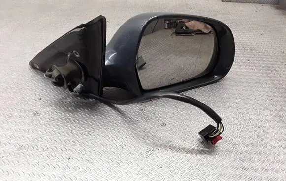 Audi A4 S4 B8 8K Front door electric wing mirror E1020931