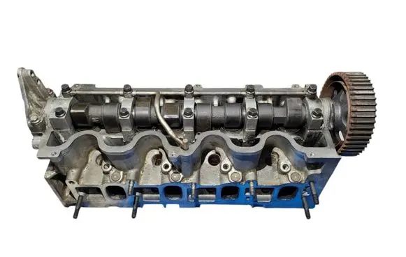 Opel Zafira B Engine head 55207460