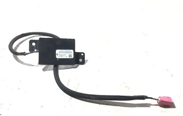 Chrysler Town u0026 Country V Keyless (KESSY) go control unit/module P68069728AB