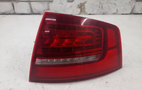 Audi A8 S8 D3 4E Rear/tail lights 4E0945096H 375002