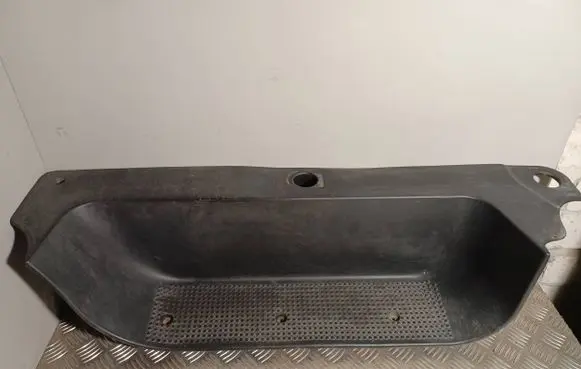 Front sill trim cover