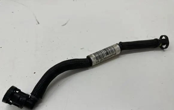 BMW 2 F46 Vacuum line/pipe/hose 8650787