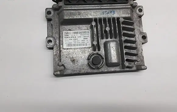 Ford Mondeo MK V Engine control unit/module DS7112B684UE