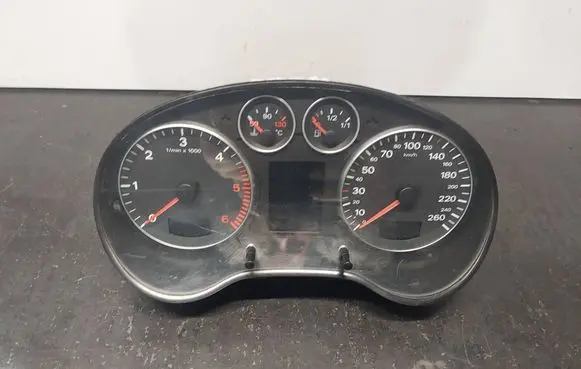 Audi A3 S3 8P Speedometer (instrument cluster) 8P0920930Q
