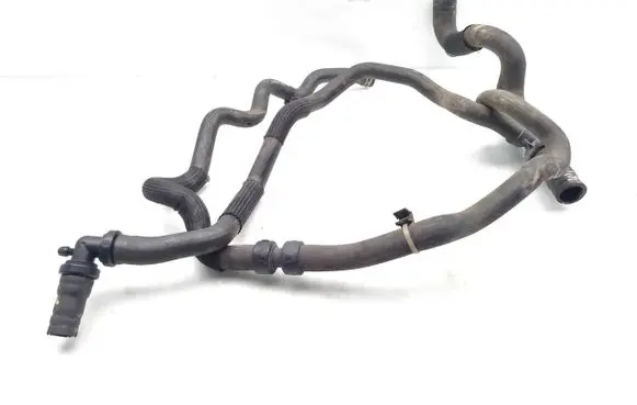 Volkswagen PASSAT B5.5 Engine coolant pipe/hose HSRZ-00060