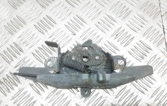 Toyota Corolla E120 E130 Engine bonnet/hood lock/catch