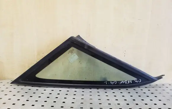 Audi A6 S6 C4 4A Rear side window