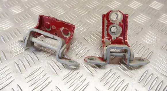 Rear door hinge set