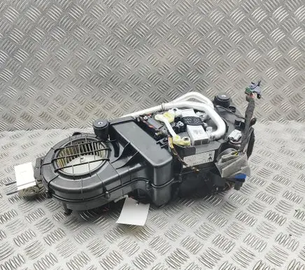 Maserati Levante Interior heater climate box assembly 670033083