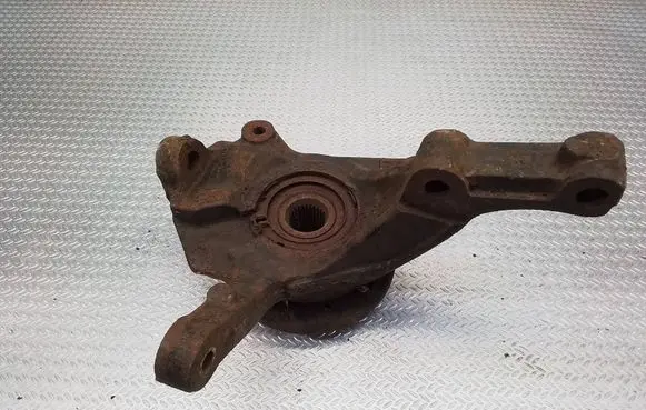 Opel Vivaro Front wheel hub spindle knuckle 93858913