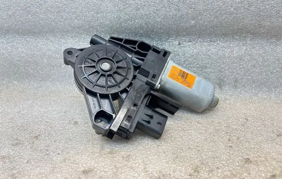 Dodge Durango Front door window regulator motor 931401104