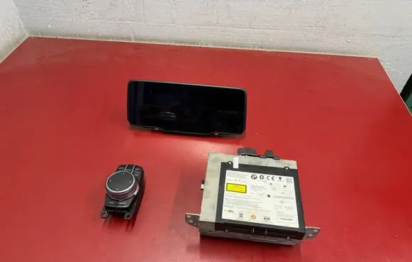 BMW X3 G01 Radio/CD/DVD/GPS head unit 8721894 8802007 9490075