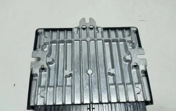 Land Rover Discovery 5 BSM Control unit HPLA14F392JE HPLA-14F392-JE LR061457