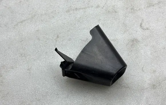 Tesla Model Y Front bumper mounting bracket 151446600A