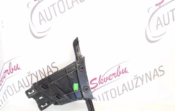 Skoda Kamiq Bumper support mounting bracket corner 658121763A 058121763B 3200101122