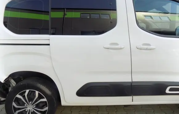 Citroen Berlingo Side sliding door 