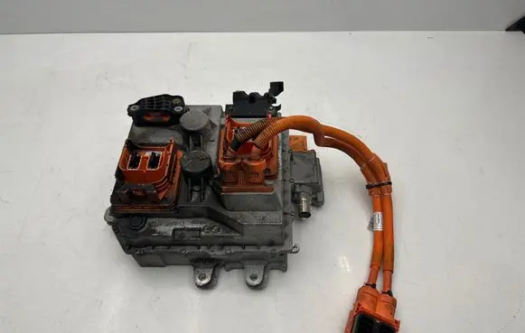 BMW i3 Voltage converter inverter 8482640 6394521001 4010184901