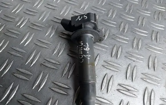 Toyota Corolla E120 E130 High voltage ignition coil 9008019019