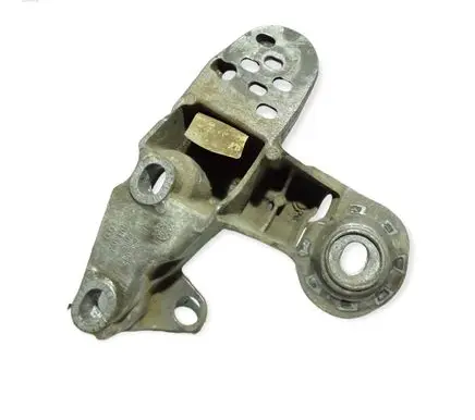 Audi A4 S4 B7 8E 8H Engine mounting bracket 8e0199351
