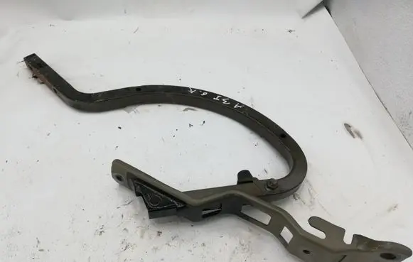 Lexus IS 220D-250-350 Tailgate/trunk/boot hinge NOCODE
