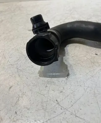 BMW X5M E70 Engine coolant pipe/hose 7808076