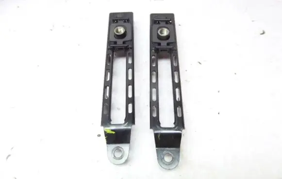 Skoda Roomster (5J) Seat belt adjustment rail 1J0857819