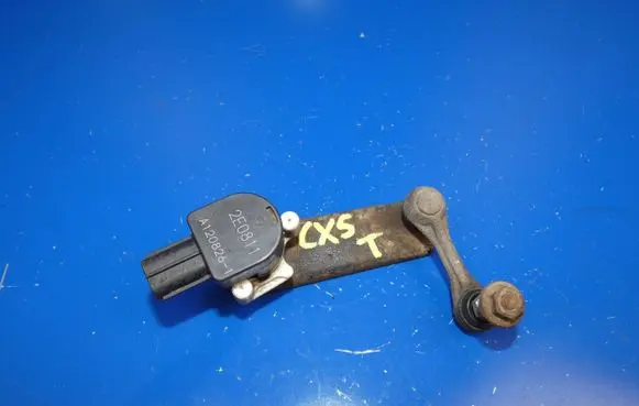 Mazda CX-5 Rear height level sensor lever A1208261 2E0811