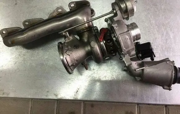 Mercedes-Benz E W213 Supercharger 