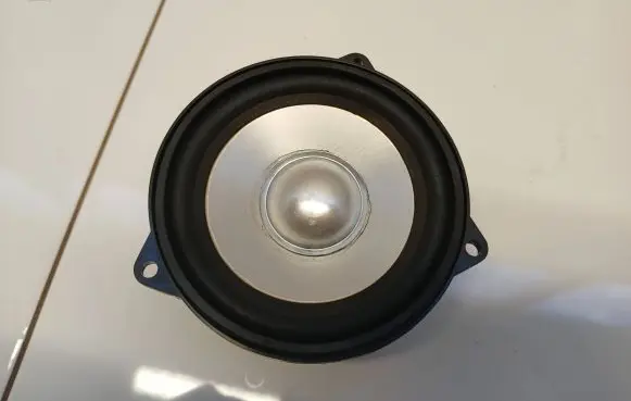 Panel speaker