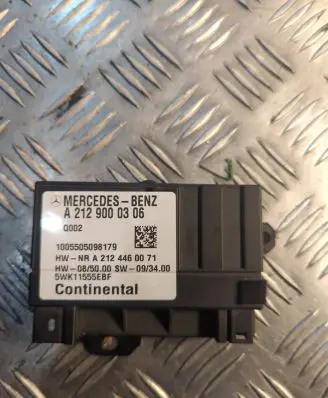 Mercedes-Benz C W204 Fuel injection pump control unit/module A2129000306 5WK11555EBF A2124460071