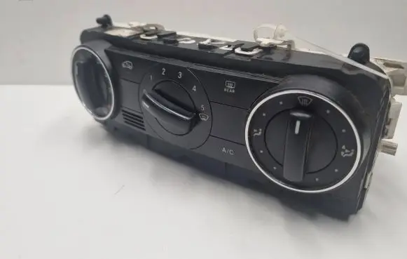 Mercedes-Benz A W169 Climate control unit A1698301785 1698301785