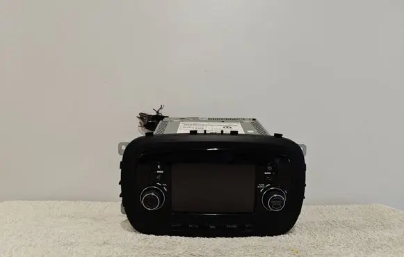 Radio/CD/DVD/GPS head unit