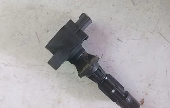 Mazda 3 I High voltage ignition coil 6M8G12A366