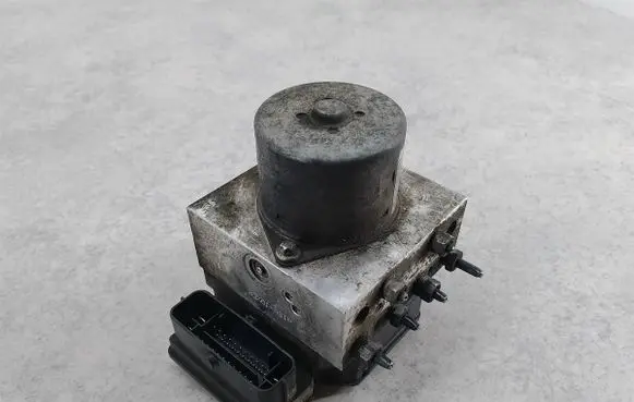Alfa Romeo 159 ABS Pump 51831526