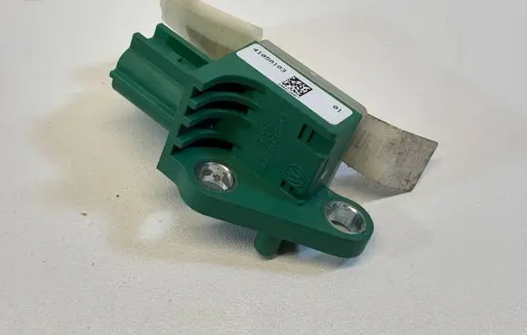 Volkswagen PASSAT B6 Airbag deployment crash/impact sensor 3C0909606