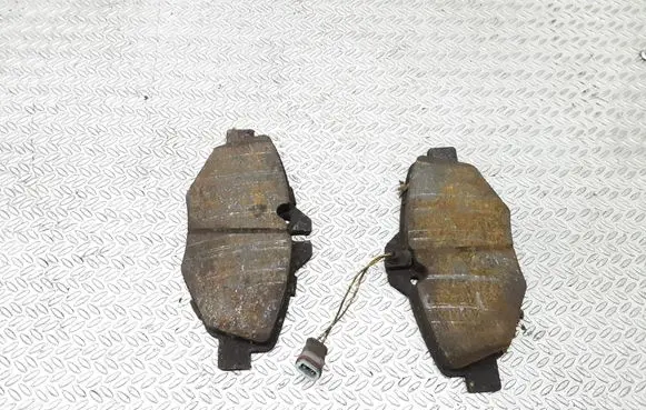 Mercedes-Benz E W210 Brake pads (front) 