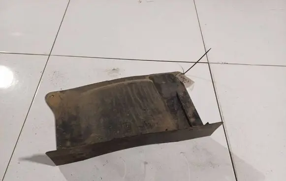 Chrysler Sebring (JS) Engine splash shield/under tray 05116037AA