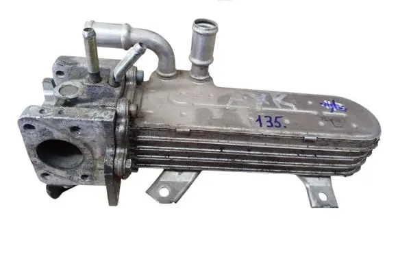 Volkswagen Golf IV EGR valve cooler 038131513D