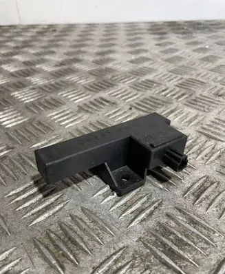 Audi A4 S4 B8 8K Keyless (KESSY) go control unit/module 8K0907247