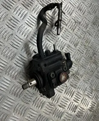 Opel Insignia A Fuel injection high pressure pump 55571005