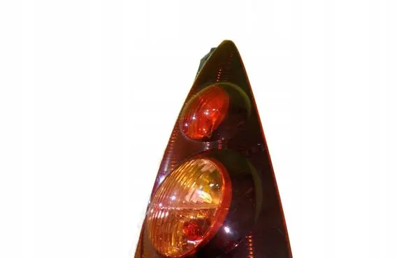 Peugeot 107 Rear/tail lights 33R