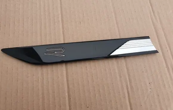 Volkswagen Tiguan Other badges/marks 5NA853688N 5NA853688L