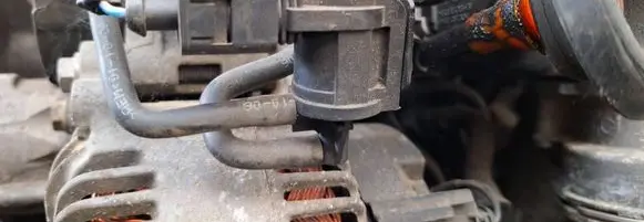 Volkswagen PASSAT B6 Turbo solenoid valve 