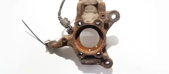 Front wheel hub
