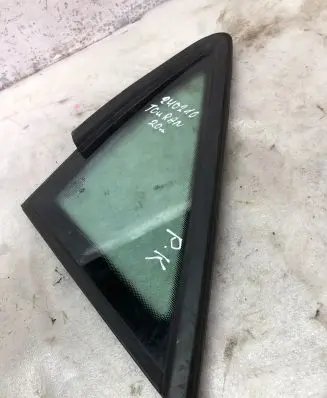 Volkswagen Touran III Front door vent window glass four-door 43r011582